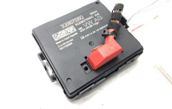 Volkswagen Golf VII Gateway control module 3Q0907530Q