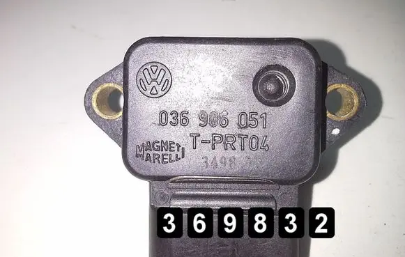 Volkswagen Golf IV Camshaft speed sensor 036906051