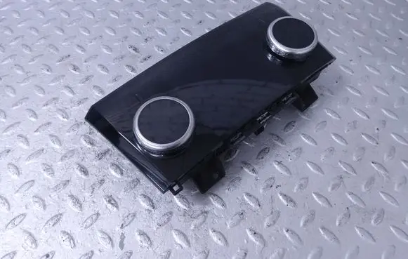 Jaguar I-Pace Climate control unit T4K9955 T4K15324 J9D313D734CD