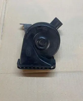 Mercedes-Benz Sprinter W906 Horn signal 9065400076