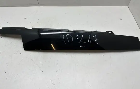 Volvo XC60 Other front door trim element 32216798