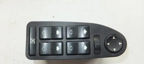 BMW 5 E39 Electric window control switch 8368966