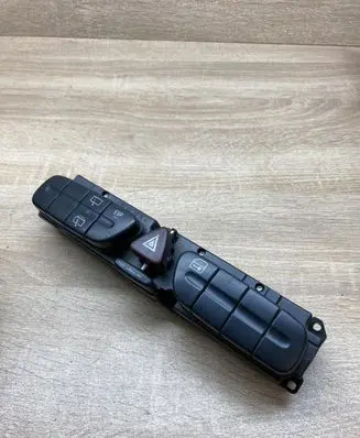 Mercedes-Benz C W203 Hazard light switch 2038219279