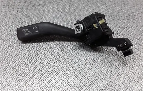 Volkswagen Caddy Indicator stalk 1K0953513E