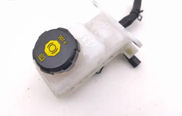 KIA Niro Brake fluid reservoir 