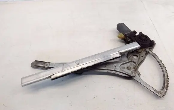 Mercedes-Benz ML W163 Front door window regulator with motor 9137041104 119150101
