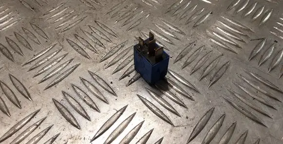 Nissan Qashqai Other relay 252309F920