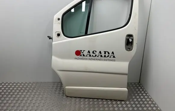 Nissan Primastar Front door