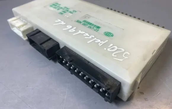 BMW 5 E39 Comfort/convenience module 8376644 61358376644 12037310