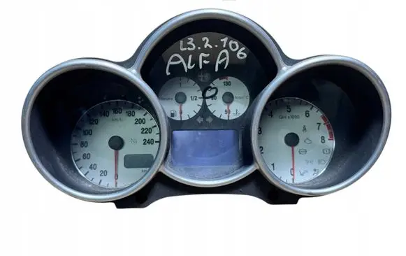 Alfa Romeo 147 Speedometer (instrument cluster) 735374402