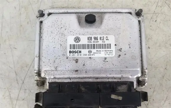 Skoda Octavia Mk1 (1U) Engine control unit/module 038906012CL