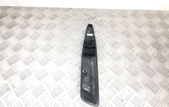 Volvo S40, V40 Electric window control switch 30889749 01W275