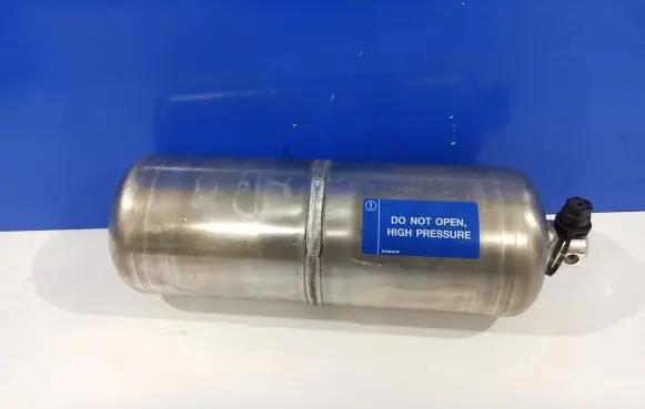 Volvo XC90 Air suspension tank/reservoir 31360725
