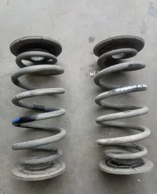 Opel Insignia A Rear coil spring
