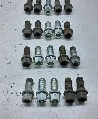 Audi Q7 4L Nuts/bolts 