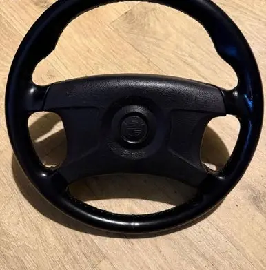 BMW 5 E34 Steering wheel 10716