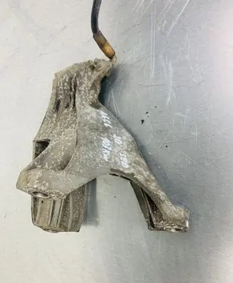 Audi A6 S6 C6 4F Engine mounting bracket 4F0199308P