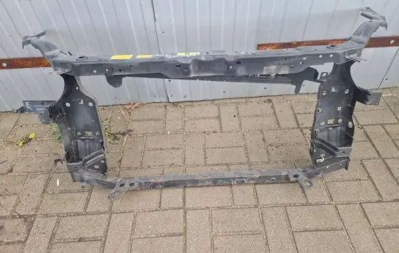 Radiator support slam panel bracket
