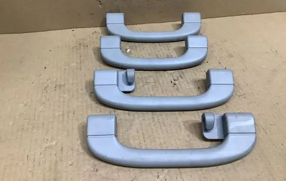 BMW 3 E90 E91 A set of handles for the ceiling 9143529 9143530 9143516