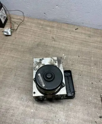 Mercedes-Benz C W203 ABS Pump A0325459132 10092515413 CNR3F17D42