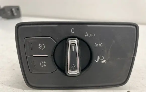 Volkswagen PASSAT B8 Light switch 3G0941633H