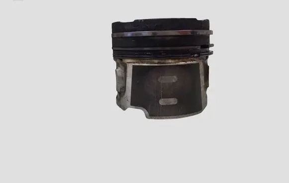 Citroen C4 I Piston