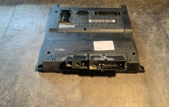 Mercedes-Benz S W221 Seat control module A2218702386