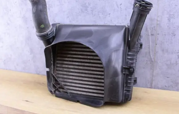 Volkswagen Touareg I Intercooler radiator 7l6145804 C0090263 08974974