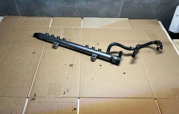 Fuel main line pipe