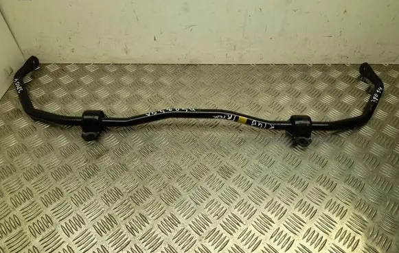 Lexus LBX Front anti-roll bar/sway bar