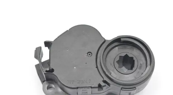 Peugeot 208 I Air flap motor/actuator T1009914P