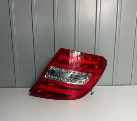 Mercedes-Benz C W204 Rear/tail lights FJPA2048206564 A2048206564