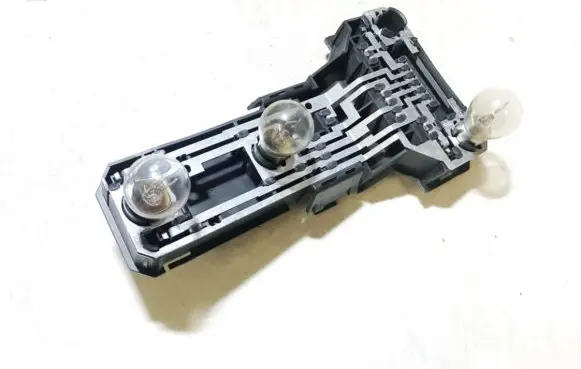 Volkswagen PASSAT B5 Tail light bulb cover holder 3b9945257