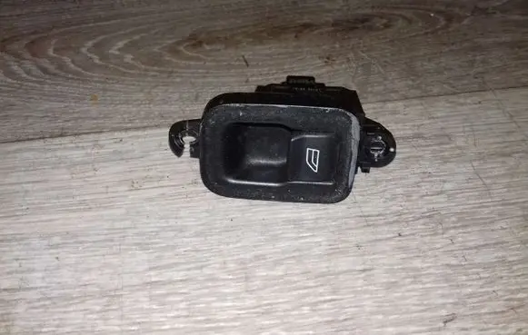 Volvo V50 Electric window control switch