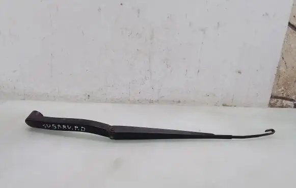 Subaru Outback Front wiper blade arm