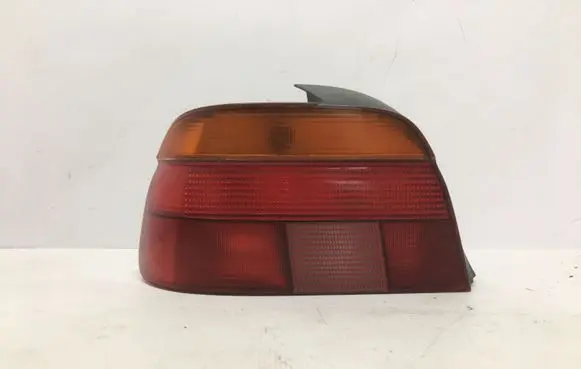 BMW 5 E39 Rear/tail lights 8358031 2VP00724001