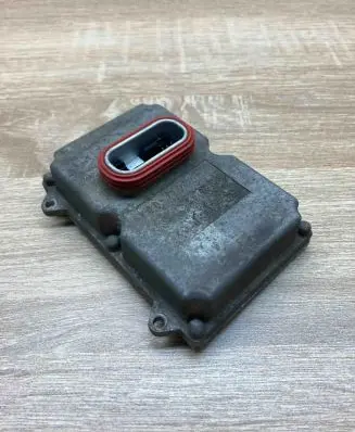Mercedes-Benz E W211 Headlight ballast module Xenon A0028202426 5DF00827900