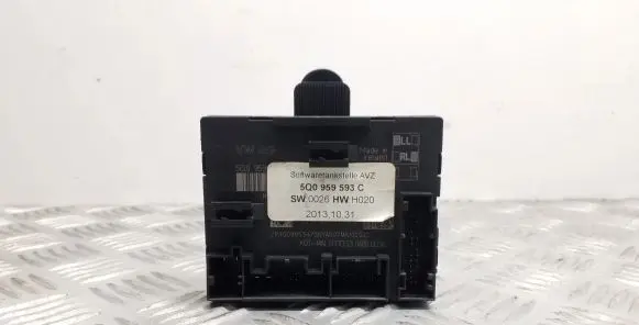 Audi A3 S3 8V Door control unit/module 5Q0959593C