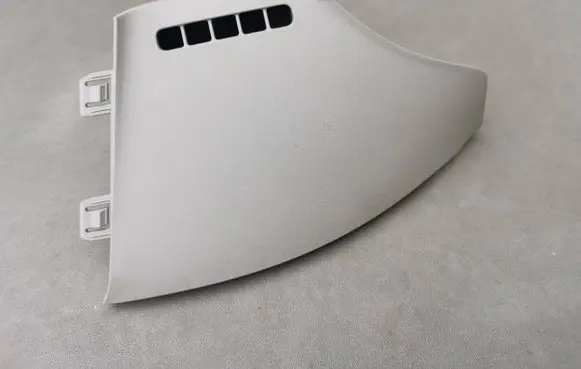 Nissan Leaf I (ZE0) Panel trim 681343NA0A