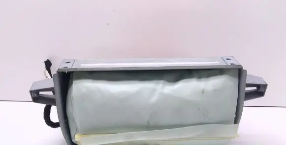 Passenger airbag