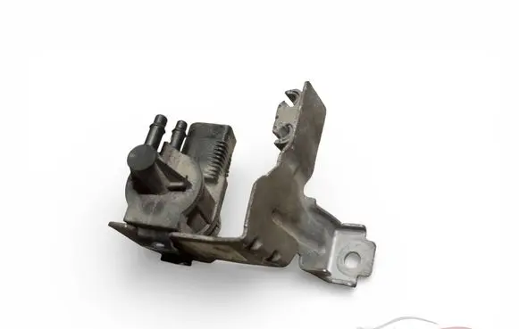 Skoda Octavia Mk2 (1Z) Vacuum valve 03L131051AQ