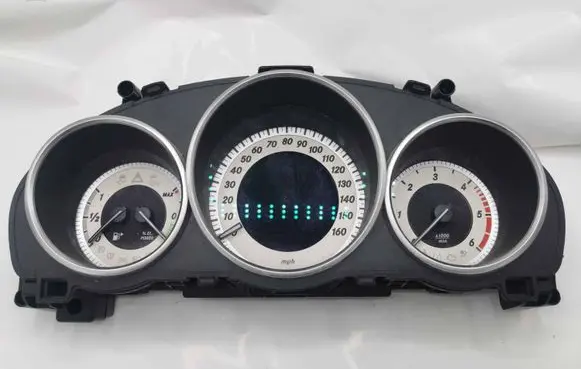 Mercedes-Benz E W212 Speedometer (instrument cluster) A2129001625 A2C87306600