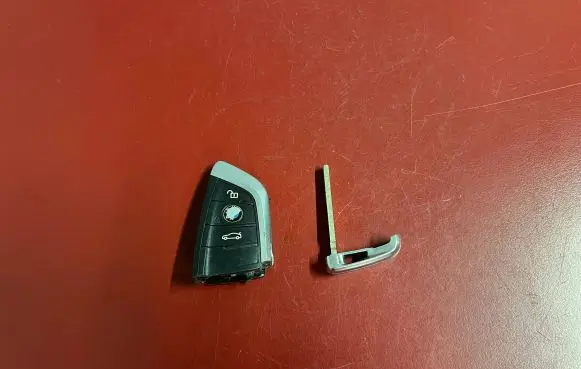 BMW X1 F48 F49 Ignition key/card 6805990 434MHz 5FA01192533