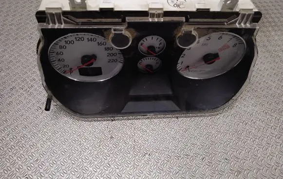 Mitsubishi Outlander Speedometer (instrument cluster) 769204170