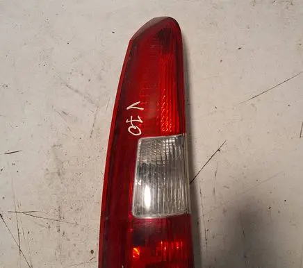 Volvo V70 Rear/tail lights 152843 9154493