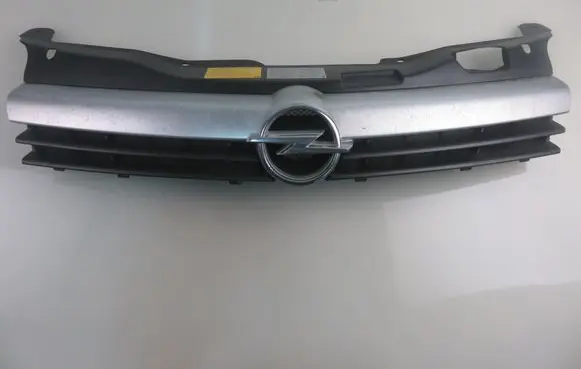 Opel Astra H Front grill 13135487 13108463 13149465