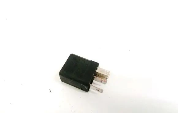 Iveco Daily 40.8 Other relay 504049024 67750