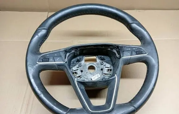 Seat Alhambra (Mk2) Steering wheel 7N5419091E 0000902086