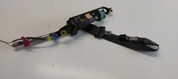 Volvo V70 Front seatbelt 2061
