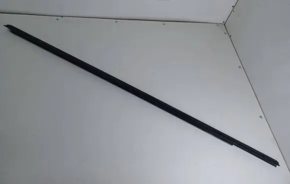 Mercedes-Benz E W238 Front door glass trim molding A2387204701 2387204701